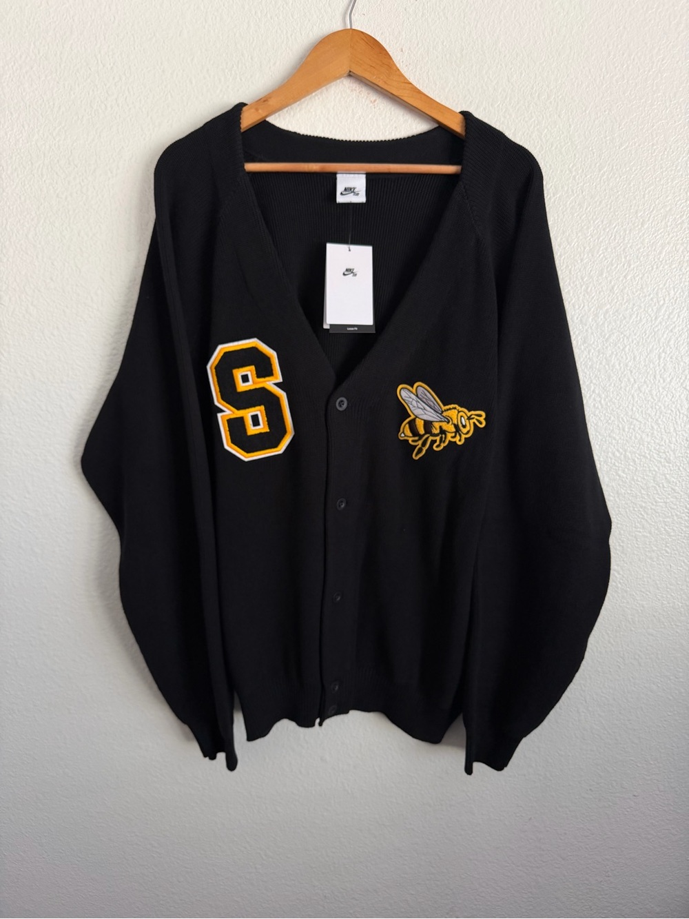 Nike SB Varsity S BEE Patched Skate Knit Cardigan Sweater HV0258 Men Sizes